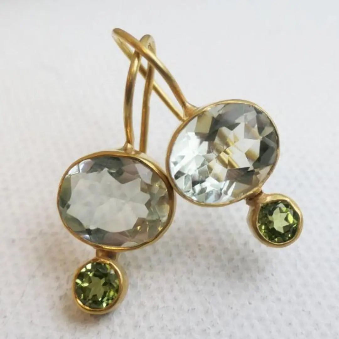 Vintage Earrings with Green Crystal and Gold