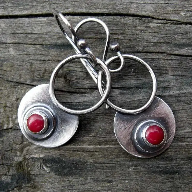 Vintage red round earrings in silver