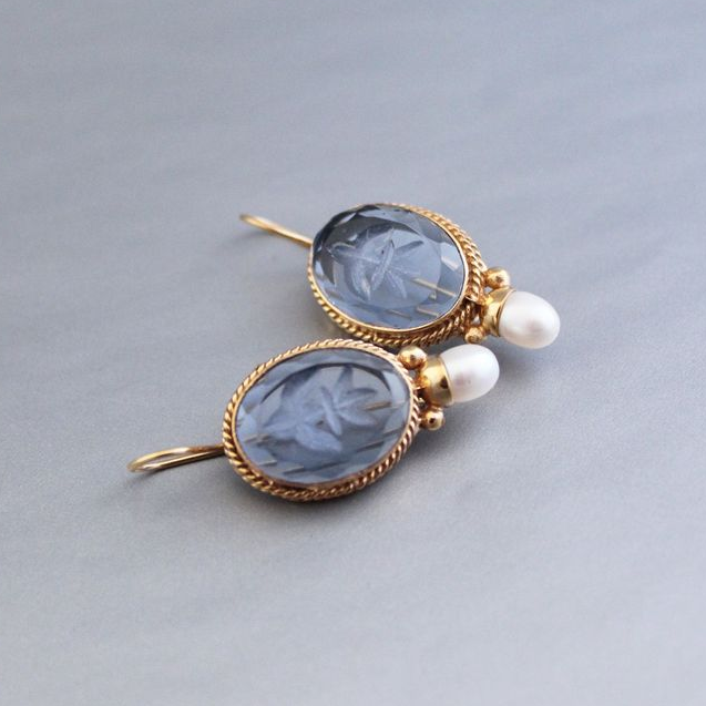 Vintage earrings with beautiful blue stone and small pearl