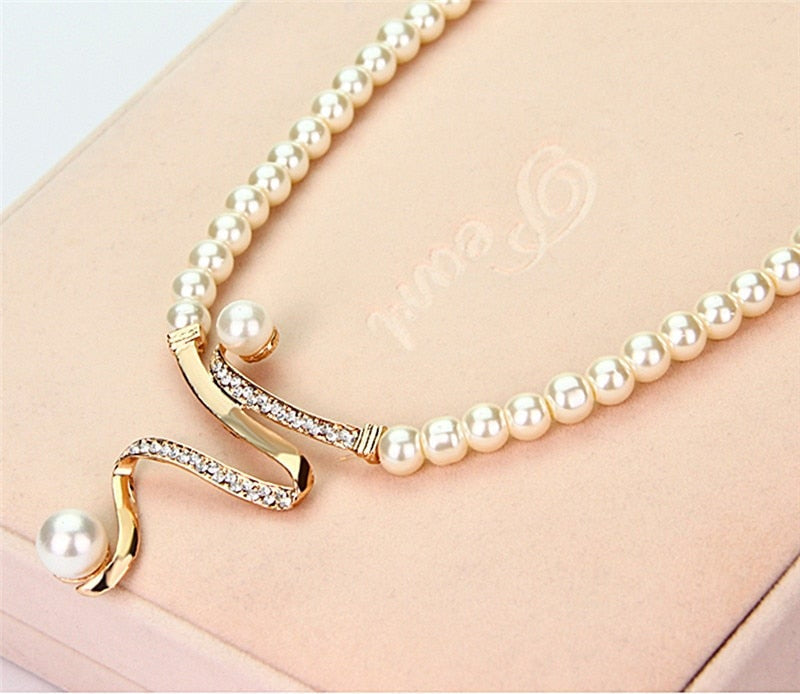 Natural Pearl Necklace and Earring Set