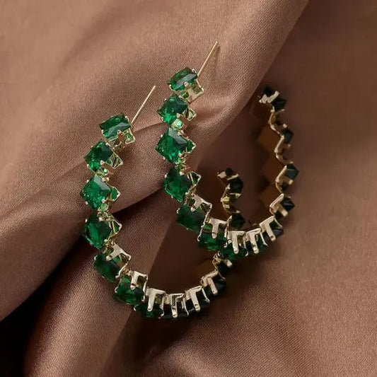 Green Earrings in Gold
