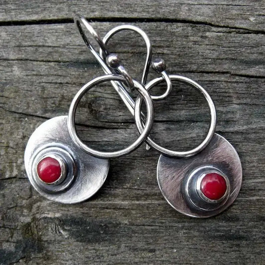 Vintage red round earrings in silver